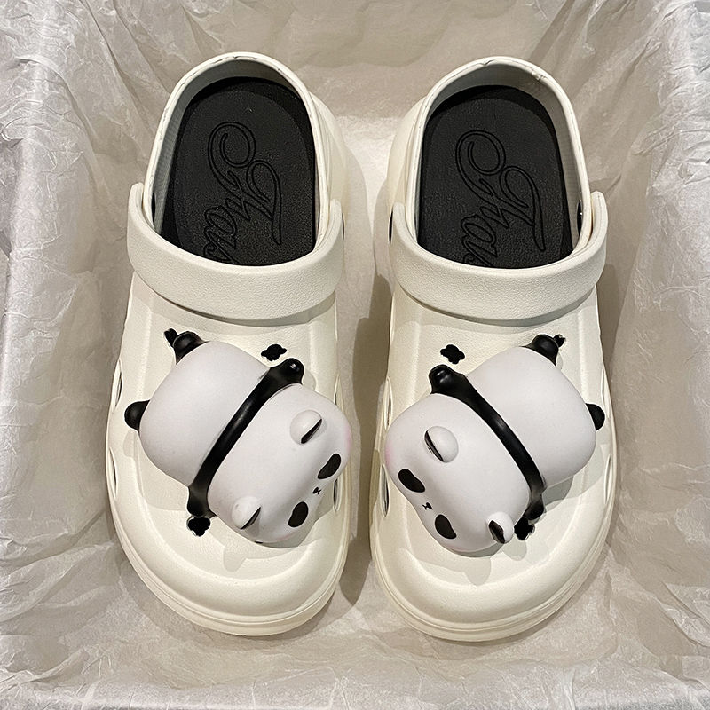 Sepatu Panda Light Hole Wanita Pakaian Luar Ruangan 2024 Baru Musim Semi dan Musim Panas Antiselip Muffin Meningkat Sandal Ujung Tertutup dengan Lampu Wanita