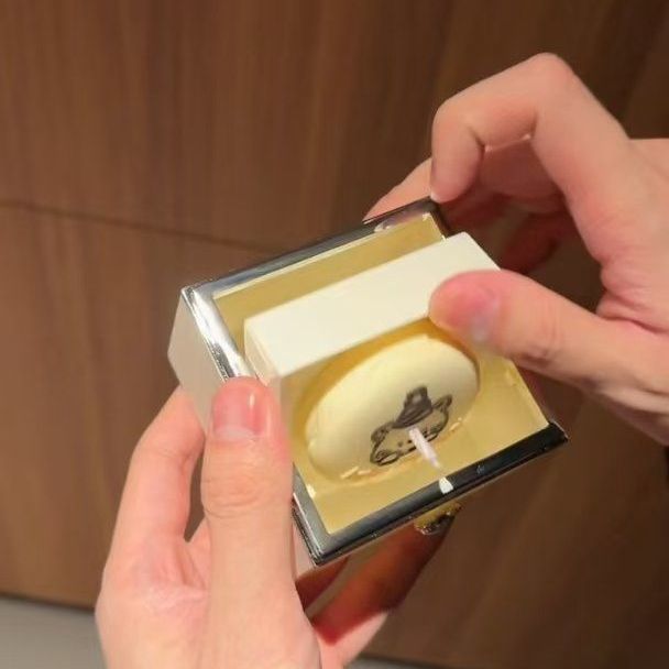 Bear Rotating Gift Box Cake Bear Candle Ring Box Valentine's Day Birthday Gift for Girlfriend