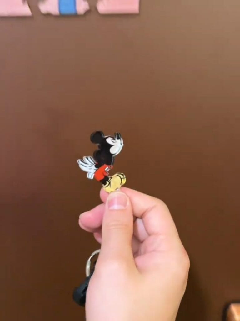 Mickey Mouse dan Minnie, gantungan kunci pasangan, liontin kartun, gantungan aksesori