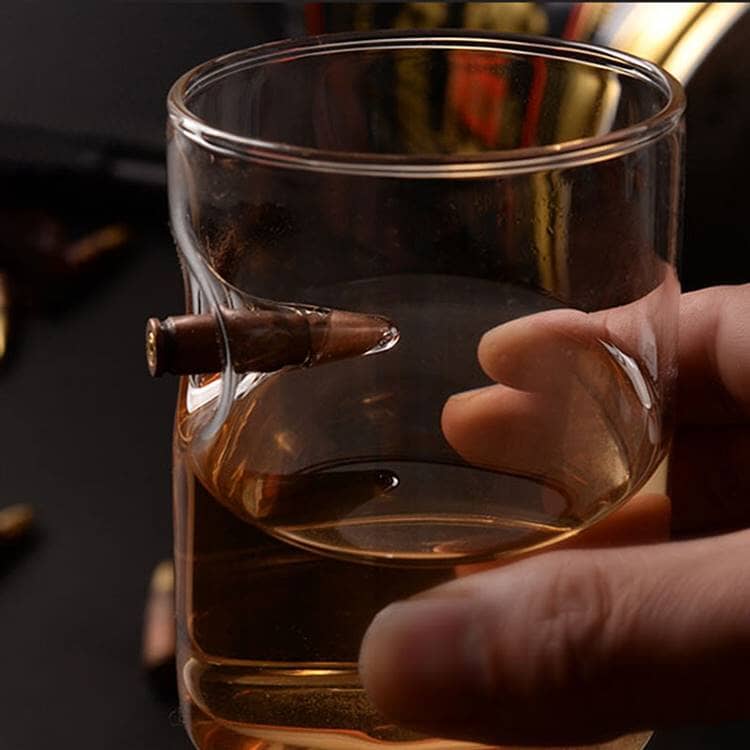 Gelas Wiski dengan Peluru .308 Tertanam, Peralatan Gelas Buatan Tangan, Gelas Tembak, Penggunaan di Rumah, Gelas Tiup Tangan