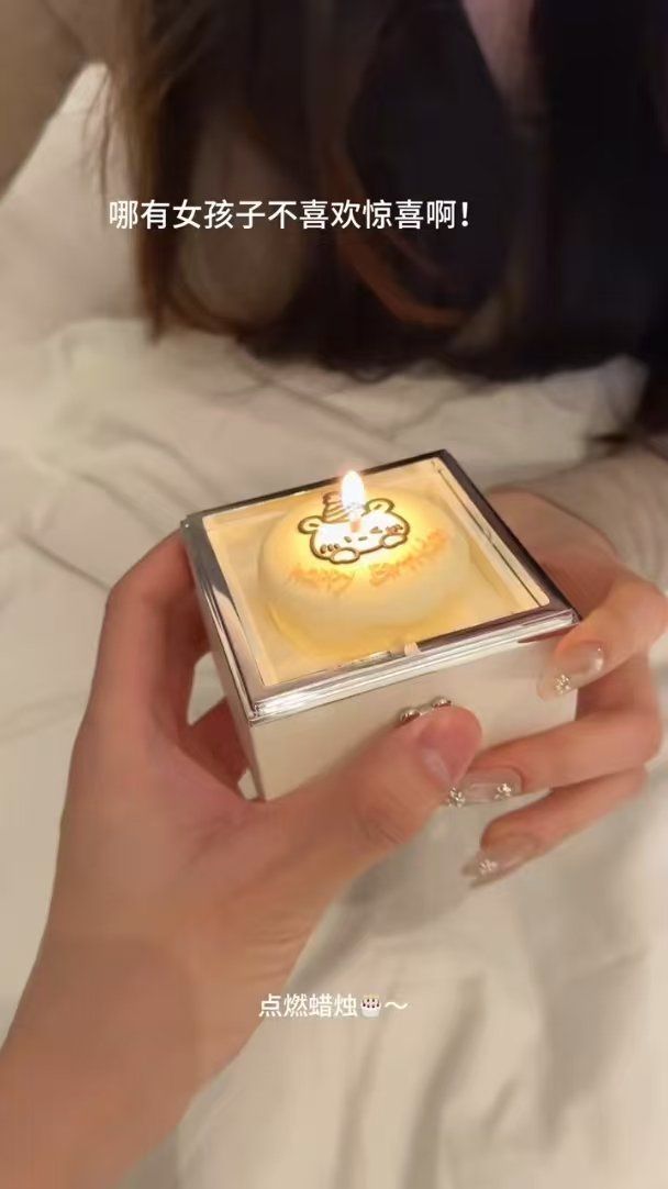 Bear Rotating Gift Box Cake Bear Candle Ring Box Valentine's Day Birthday Gift for Girlfriend