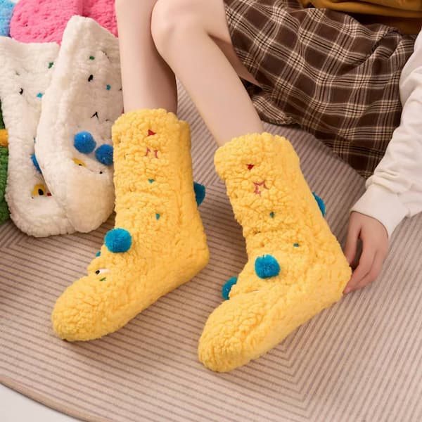 Thickened Non-Slip Floor Socks Cute Cartoon Embroidery Female Sleeping Socks Warm Berber Fleece Thick Fleece Socks Female