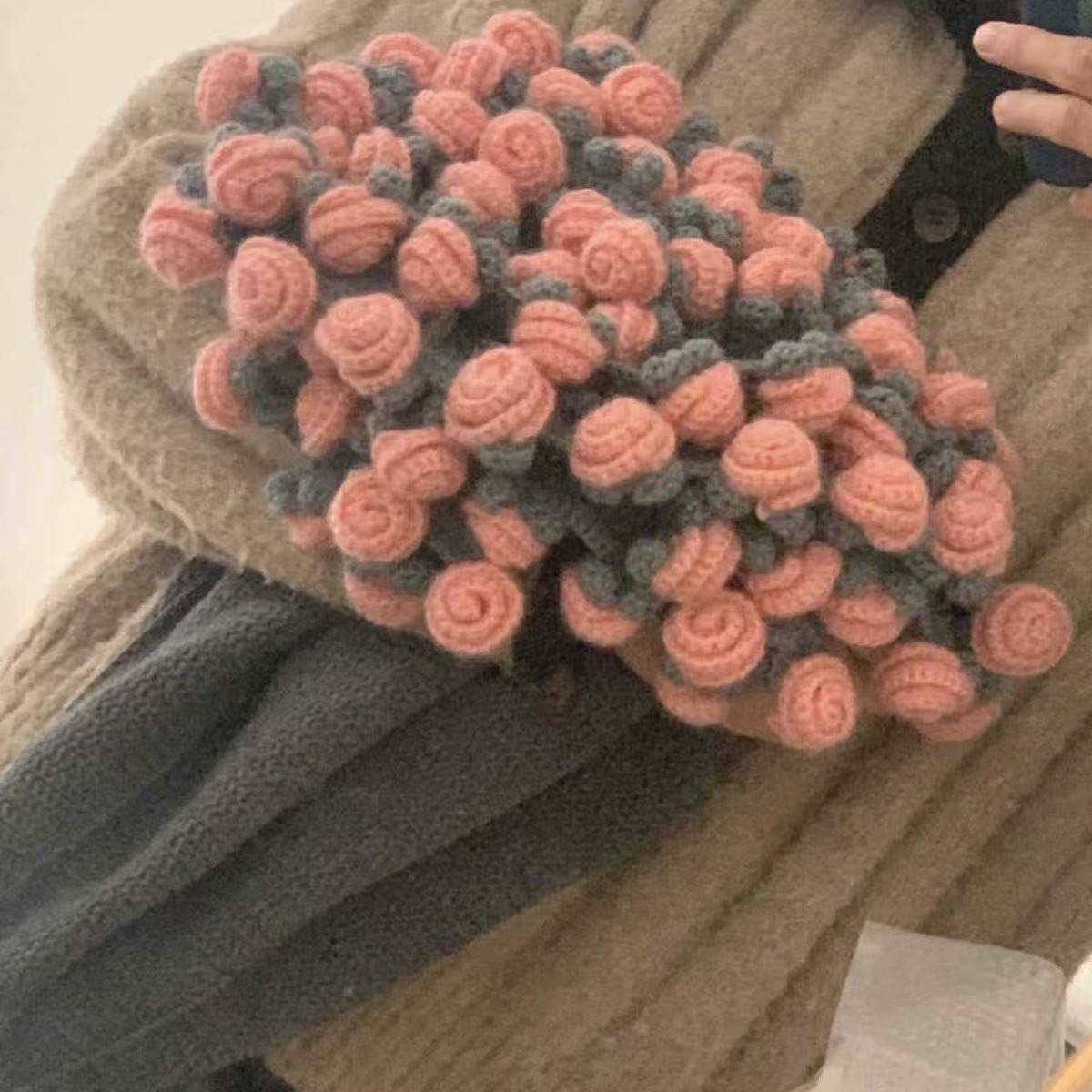 Handmade Yarn DIY Bouquet Blanket Kit Crochet Lily of the Valley Rose Blanket Transform into Bouquet Creative Gift
