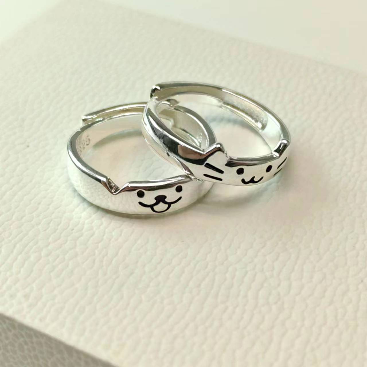 Cincin Buku Harian Anjing dan Kucing Perak 925 Anak Kucing Lucu Anak Anjing Desain Canggih Dapat Mengukir Cincin Pasangan Tulisan