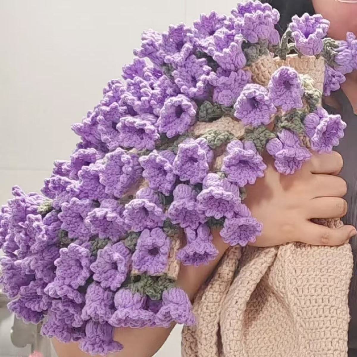 Handmade Yarn DIY Bouquet Blanket Kit Crochet Lily of the Valley Rose Blanket Transform into Bouquet Creative Gift