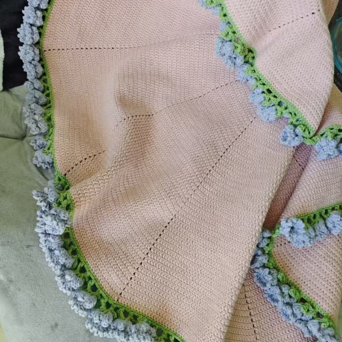 Handmade Yarn DIY Bouquet Blanket Kit Crochet Lily of the Valley Rose Blanket Transform into Bouquet Creative Gift