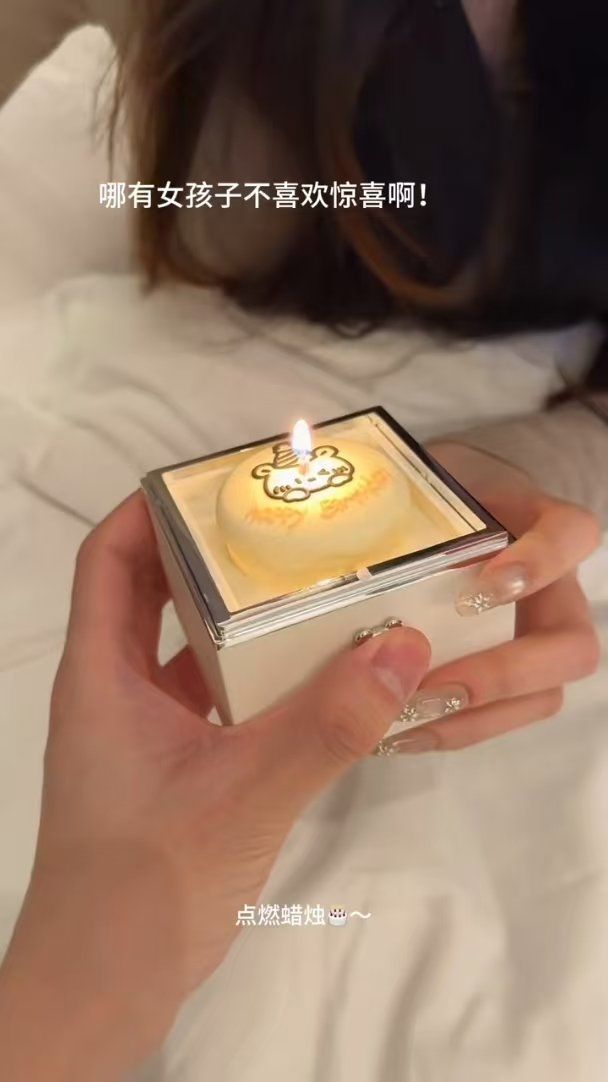 Bear Rotating Gift Box Cake Bear Candle Ring Box Valentine's Day Birthday Gift for Girlfriend