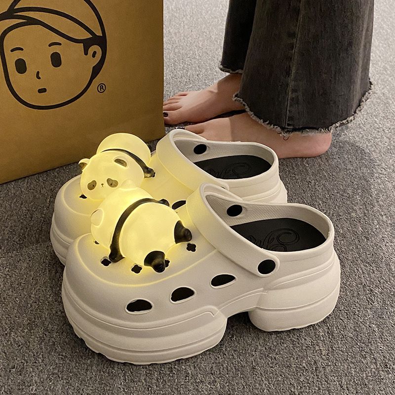 Panda Light Hole Shoes Women's Outdoor Wear 2024 New Spring and Summer Non-Slip Muffin Increased Closed Toe Slippers with Lights Women