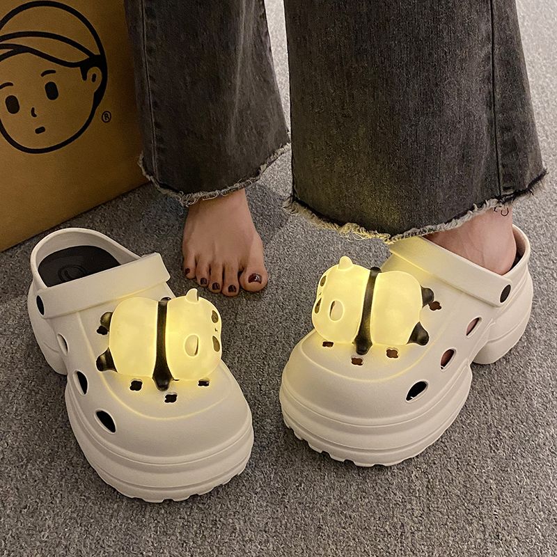 Panda Light Hole Shoes Women's Outdoor Wear 2024 New Spring and Summer Non-Slip Muffin Increased Closed Toe Slippers with Lights Women